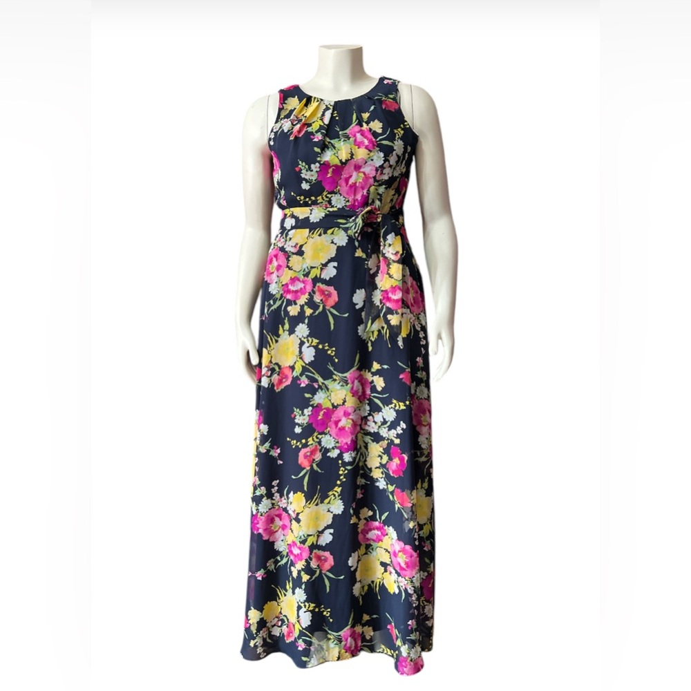 NWT Leslie Fay Size 8 Pleated Tuck Neck Maxi Dress Round Neck Sleeveless…